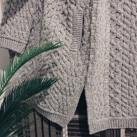 (SOLD) Aran cable knit coat. 100% Merino Wool - Picture 6 of 8